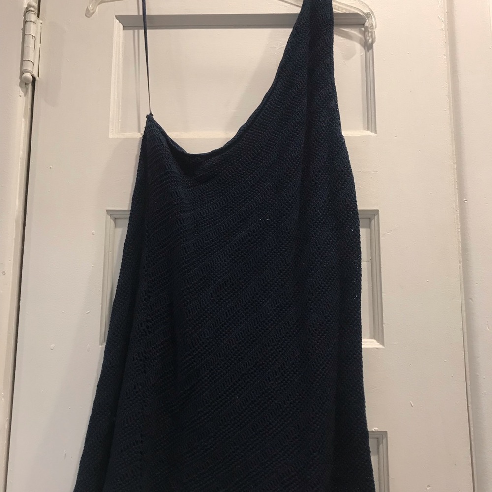 Cold shoulder crochet top